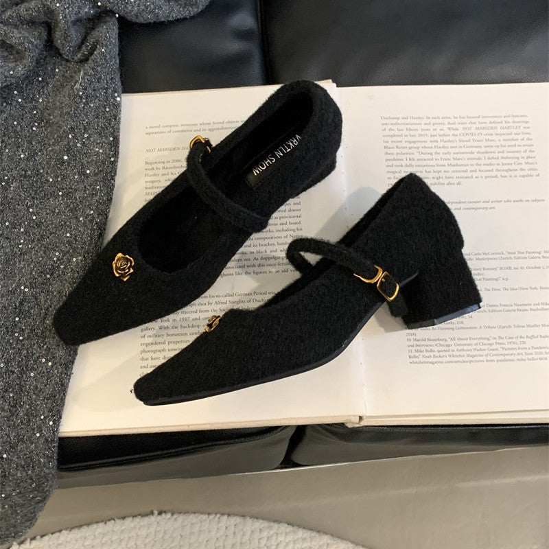 Elegant Woolen Square Toe